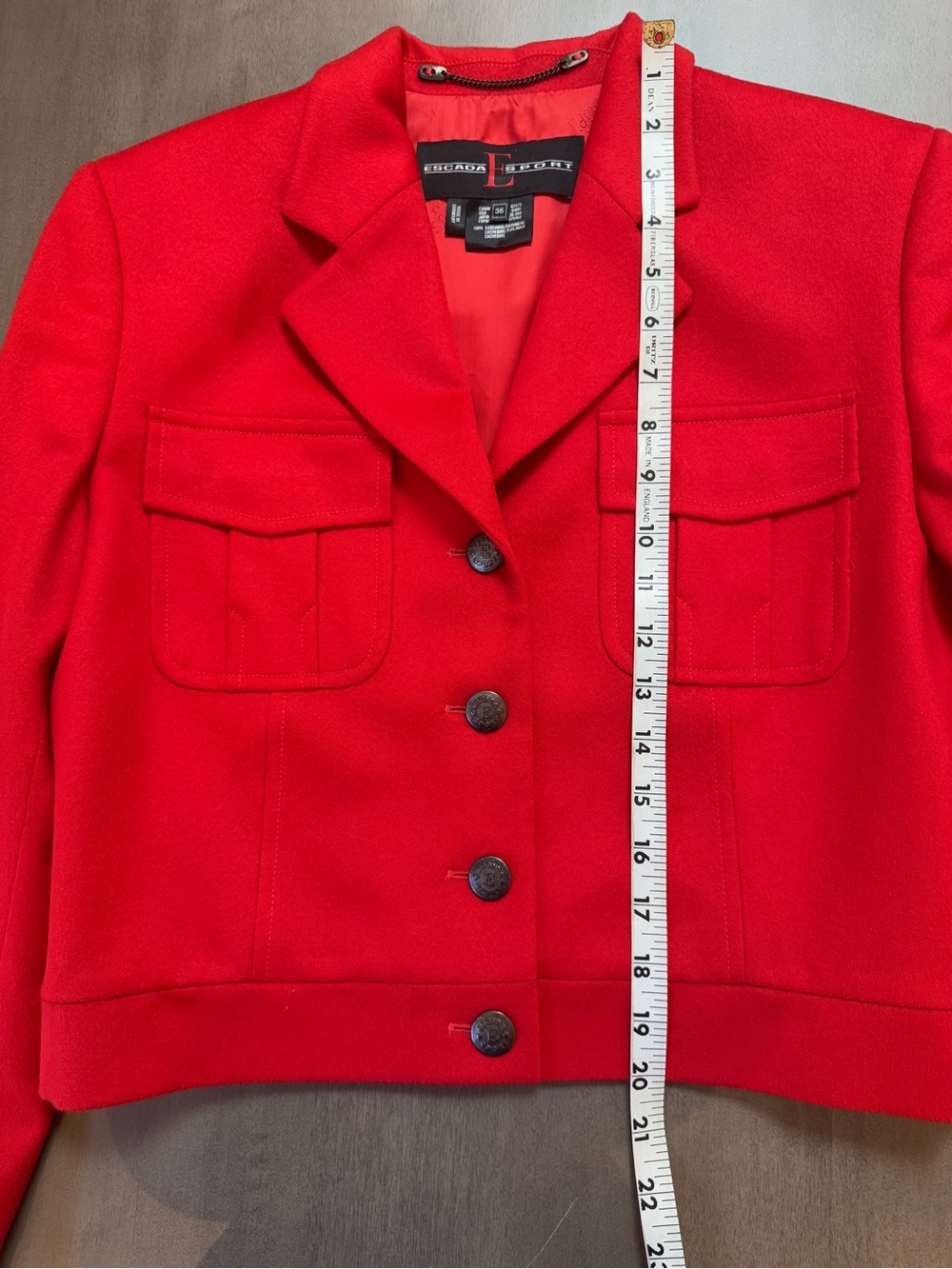Vintage Escada Sport cropped jacket size 36 - 100% cashmere - Picture 4 of 6